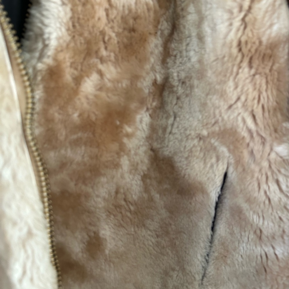 Rare Vintage 1970s Shearling Jacket  w Hood Beautiful!! - Picture 3 of 6